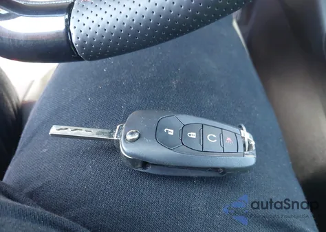 2024 Chevrolet Trax 1Rs z USA, uszkodzony, nr VIN KL77LGE2XRC117439